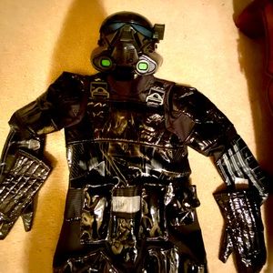 Super cool Star Wars costume from Disney store.